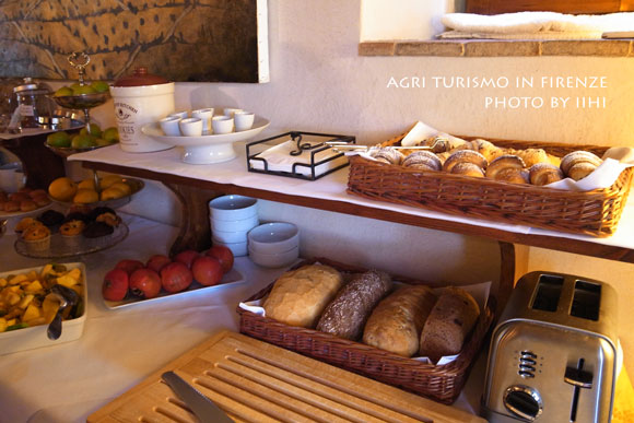 aguri-breakfast-bread-20101.jpg