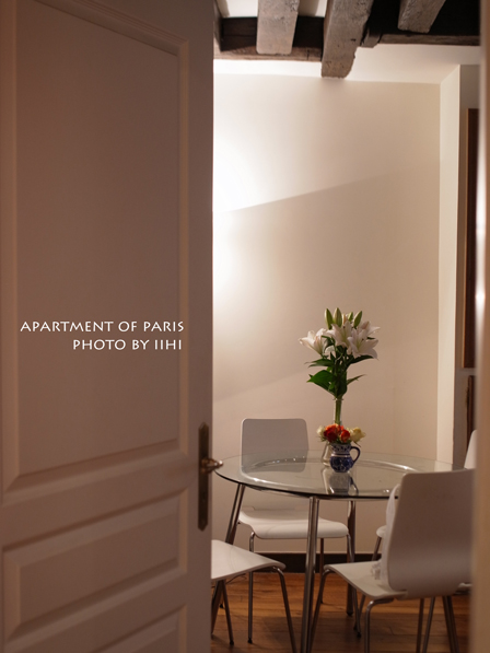 Apartment-of-Paris-oct2011.jpg