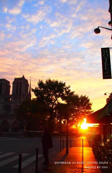 The-daybreak-in-Notre-Dame.jpg
